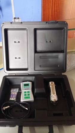 套裝便攜式煙氣紅外測溫儀 ,  套裝便攜式火焰紅外測溫儀