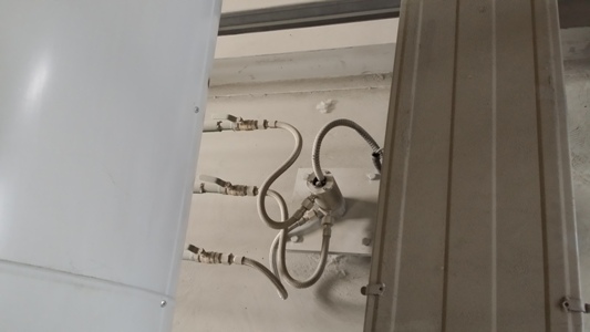 浮法玻璃生產(chǎn)線退火窯B區(qū)紅外測(cè)溫儀DT40G